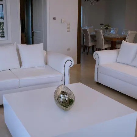 Βίλα Marina Paralia Avlidhos